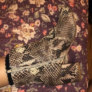 Snake booties
